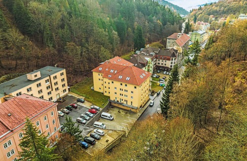 Jachymov Apartment | Beautiful apartment for 3 people with WIFI, TV, panoramic view and parking