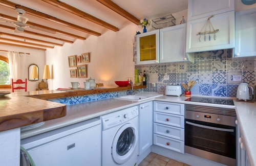 Jesus Pobre Apartment | Beautiful apartment for 3 guests with WIFI, pool, TV and terrace