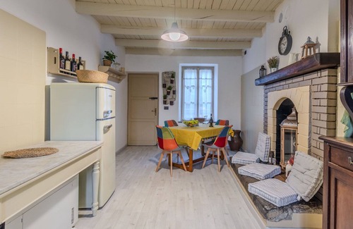 Dorio Apartment | Beautiful apartment for 5 people with hot tub, WIFI, patio and pets allowed