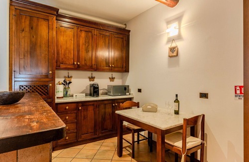 Lecco Apartment | Beautiful apartment for 4 people with WIFI, TV and terrace