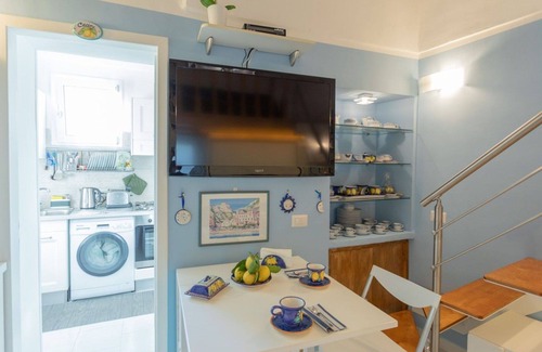 Minori Apartment | Beautiful apartment for 3 guests with WIFI, A/C, TV and patio