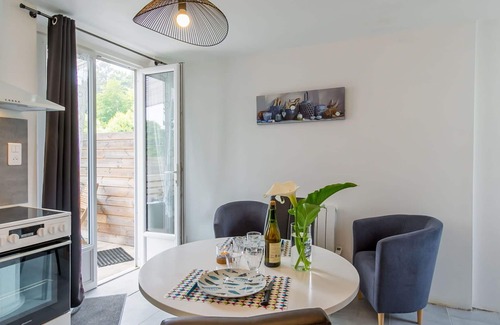 Locquirec Apartment | Beautiful apartment for 2 people with WIFI, TV, terrace and pets allowed