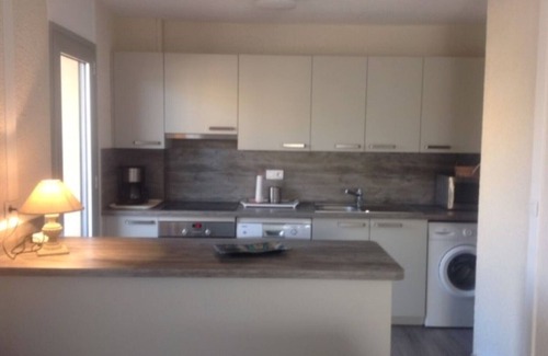 La Faviere Apartment | Beautiful apartment - Beach and harbor view