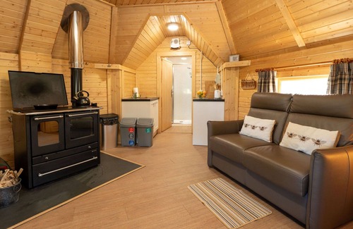 Logie Coldstone Apartment | Beautiful apartment for 3 people with terrace and pets allowed