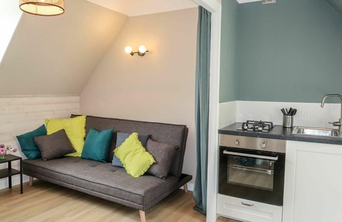 Plozevet Villa | Beautiful apartment in villa for 3 guests with WIFI