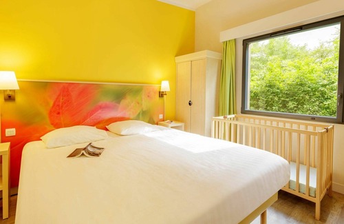 Hattigny House | Beautiful apartment in villa for 6 guests with pool, WIFI, TV and terrace