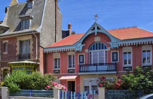 Eu Apartment | Beautiful apartment in EU with WiFi