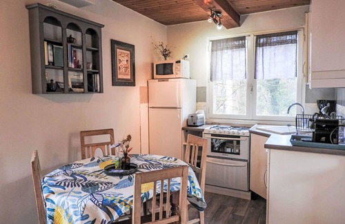 Sigonce Villa | Beautiful apartment in villa for 4 guests with pool, WIFI, patio and pets allowed