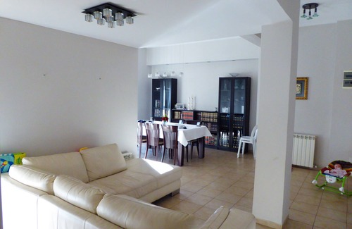 Rehavia Apartment | Beautiful apartment, in the heart of Rechavia, Shaarei Chessed