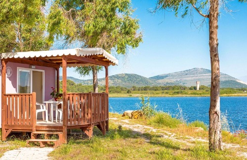 Fertilia House | Beautiful apartment in villa for 6 people with A/C, WIFI, pool, TV and terrace