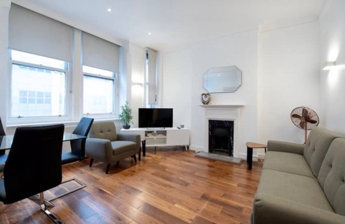 Tottenham Hale Apartment | Beautiful apartment in London