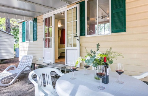 Aquileia House | Beautiful apartment in villa for 6 guests with A/C, pool, WIFI, TV, terrace and parking