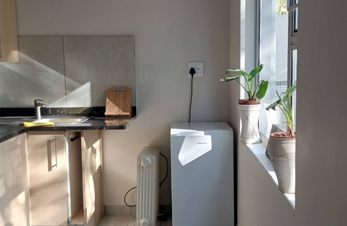 Pretoria Apartment | Beautiful Apartment in the heart of Pretoria. Very close to Brooklyn and Menlyn.