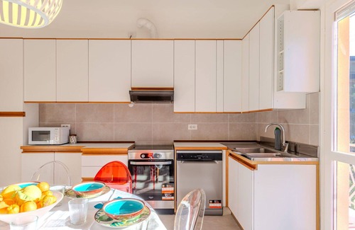 Germignaga Apartment | Beautiful apartment for 6 people with WIFI, TV and patio