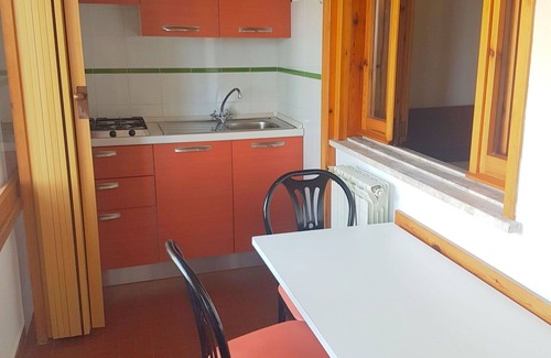 Sperlonga Apartment | Beautiful apartment for 3 guests with pool, A/C, WIFI, TV, terrace and pets allowed