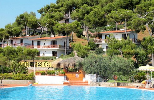 Sperlonga Apartment | Beautiful apartment for 3 guests with pool, A/C, WIFI, TV, terrace and pets allowed