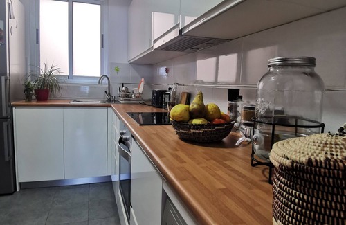 Moya Apartment | BEAUTIFUL APARTMENT ON THE SEA OF THE SEA.