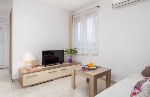 Golovik Apartment | Beautiful apartment surrounded by quiet nature.