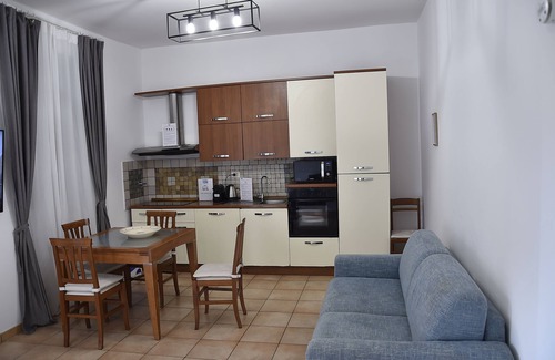 Quartiere XXVII Primavalle Apartment | Beautiful Apartment with Garden Near Monte Mario Station