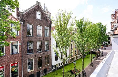 Delft Apartment | Beautiful Apartment With Loft
