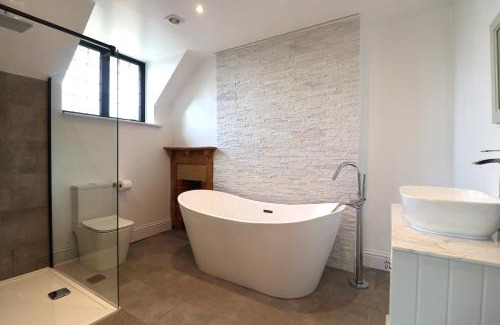 East Grinstead House | Beautiful arts and crafts home