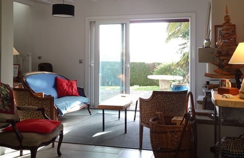 Urrugne House | Beautiful Basque house, large garden and swimming pool - 15 mins from the sea