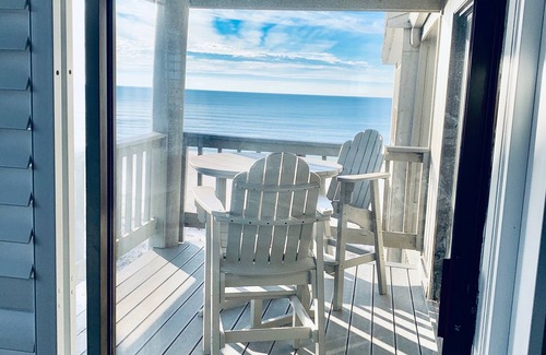 Ono Island Condo | Beautiful Beachfront Haven!