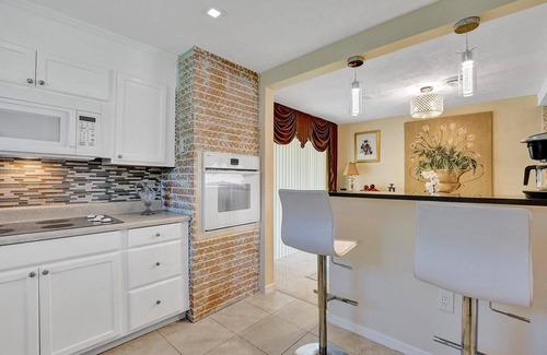 Boca Raton House | Beautiful Boca Home, spacious Land, Mins To Beach