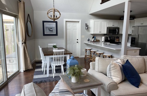 Spirit Lake Cabin | Beautiful Bridges Bay Cabin 103