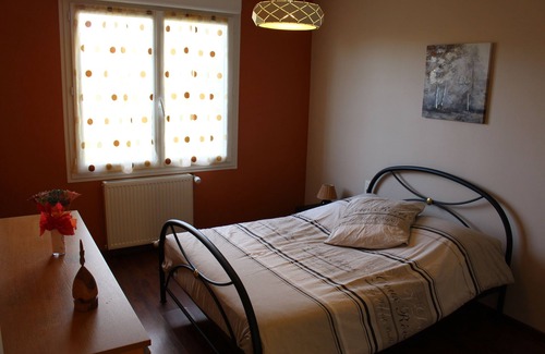 La Roche-sur-Yon House | Beautiful, bright house