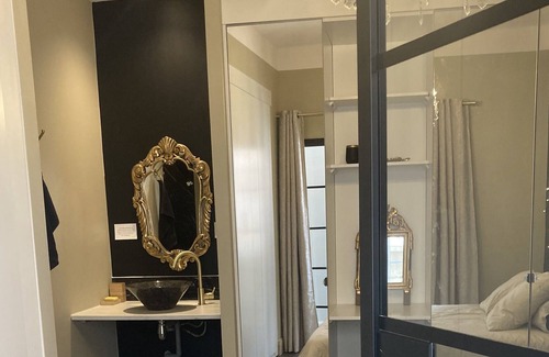 Saint-Etienne Apartment | Beautiful bright apartment in the heart of Toulouse, 50 m from the metro