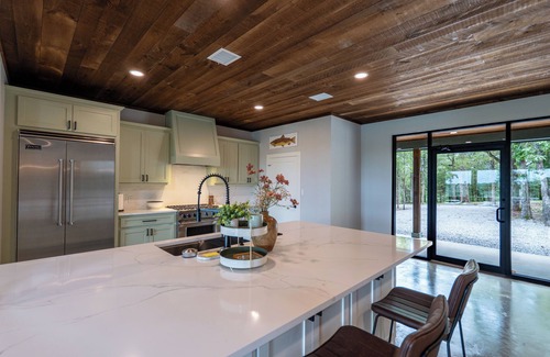 Bull Shoals House | Beautiful Bull Shoals Home Overlooking the White River