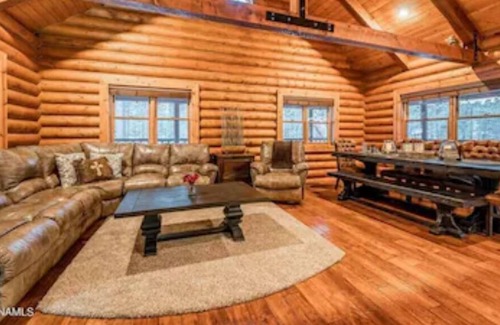 Downtown Mississauga House | Beautiful fantasy House