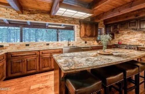 Downtown Mississauga House | Beautiful fantasy House