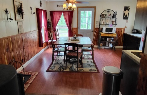 Mio Cabin | Beautiful Cabin near the AuSable River/Kayaks Included