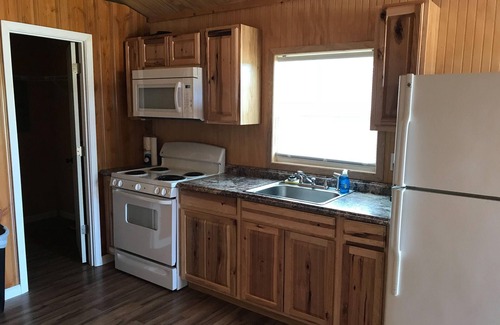 Waynesville Cabin | Beautiful Cabin Sleeps 2