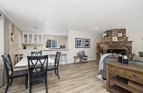 Carlsbad House | Beautiful Carlsbad 2BD/2BA Beach House with Patio