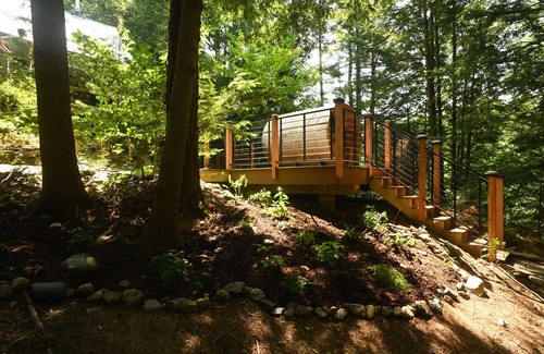 Jay Ski Chalet | Beautiful Cedar Chalet Overlooking Jay Branch