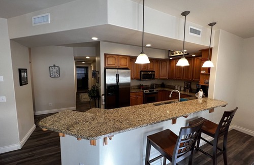 Leavenworth Condo | Beautiful central downtown condo close to everything! Sun&Ski Condo