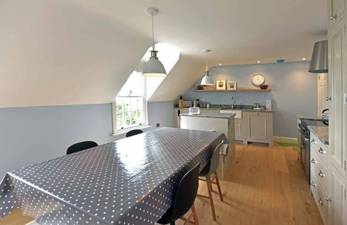 Perranuthnoe House | Beautiful Churchtown House Annex