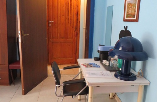 Centro Storico Apartment | Beautiful city-centre room in ugly building