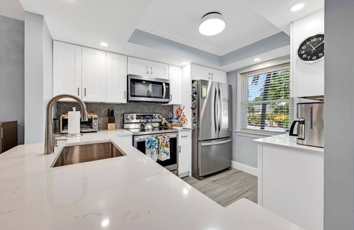 Moorings Condo | Beautiful, Comfortable Moorings Condo