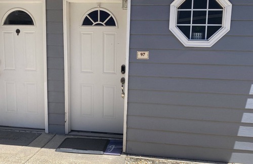 Biloxi Condo | Beautiful Condo In Beach Boulevard!