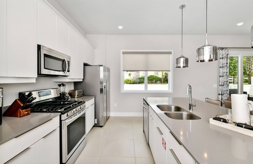 Reunion Hotel | Beautiful Condo near Disney w/Hotel Amenities - 7740 - 52 - 103