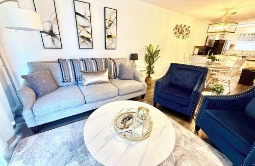 St. Nicholas Apartment | Beautiful Condo! Very peaceful and Safe!