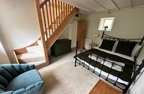 Leafield Cottage | Beautiful Cotswolds cottage