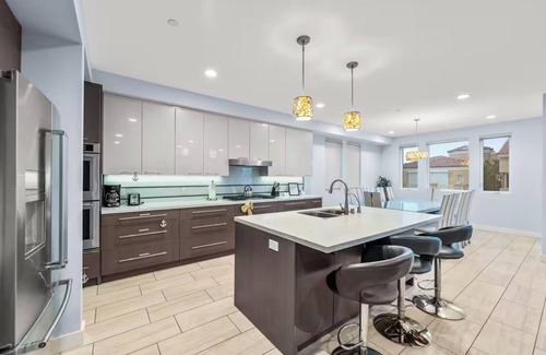 Oxnard Shores House | Beautiful & Cozy House in lovely Oxnard