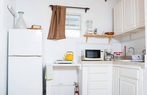Diamond Valley House | Beautiful Cozy Mini Cottage