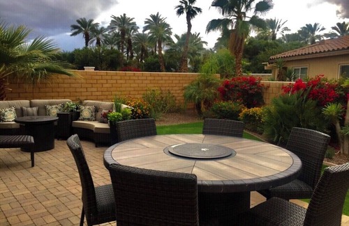 Indio House | Beautiful, Desert backyard oasis! Free rides to Coachella and stagecoach!