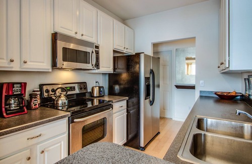 Rehoboth Beach Condo | Beautiful Dog Friendly First Floor Condo Between Lewes and Rehoboth Beach